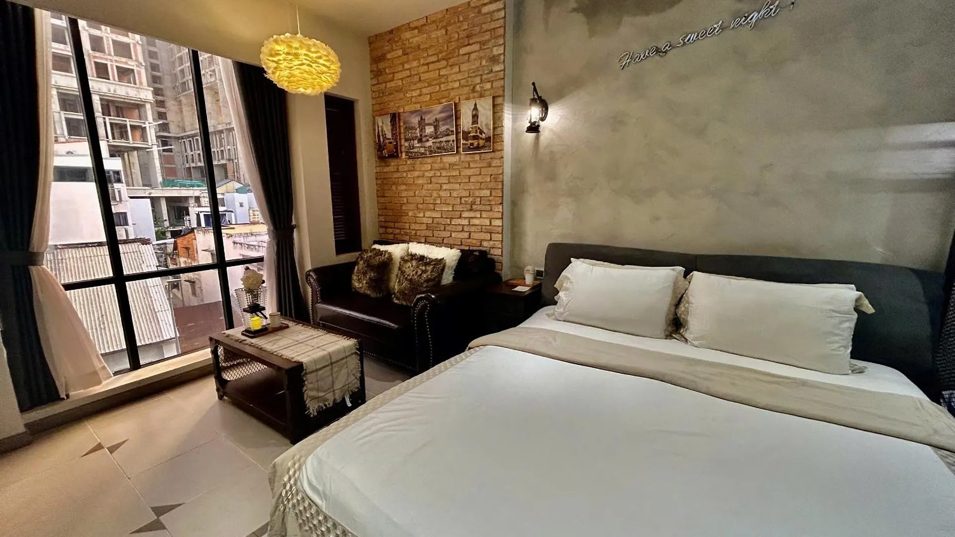 Tago Boutique - Free Airport Pick Up Hotel Ho Chi Minh City