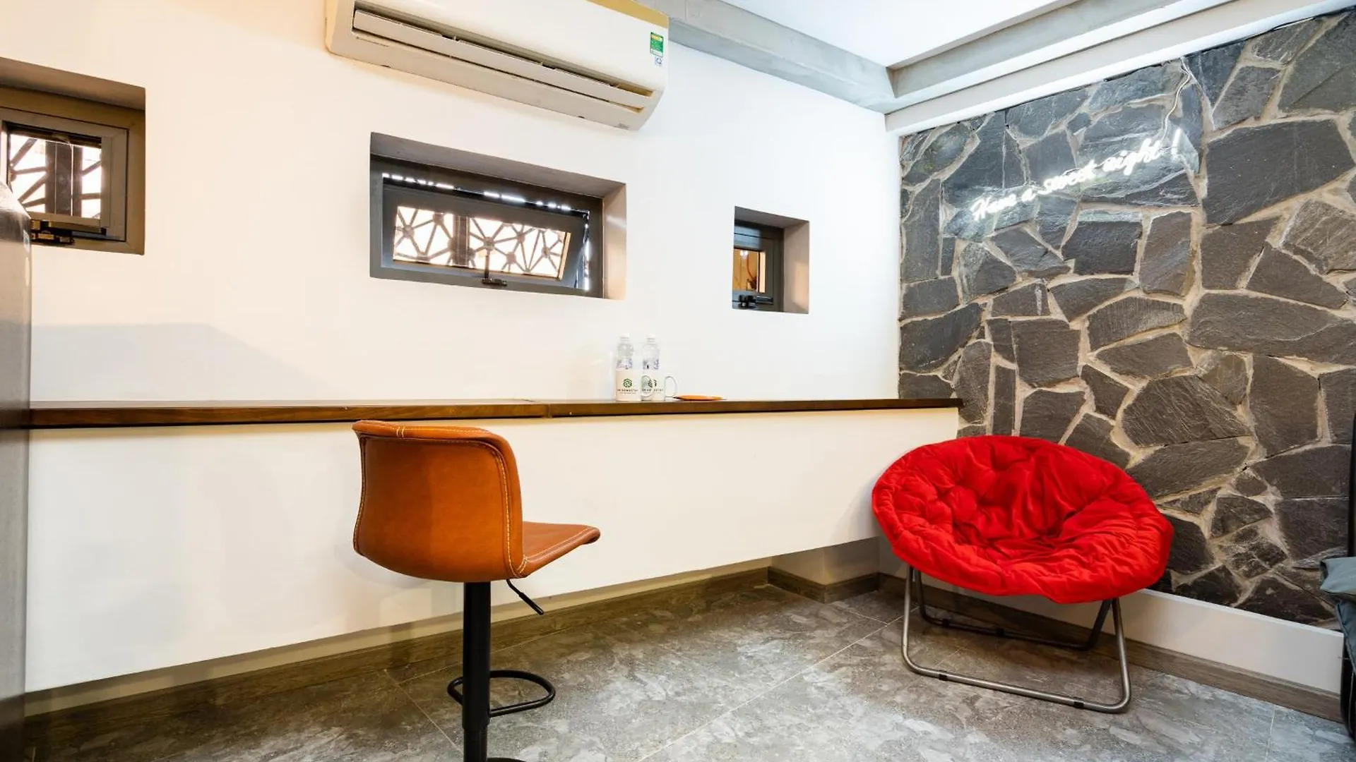 Tago Boutique - Free Airport Pick Up Hotel Ho Chi Minh City